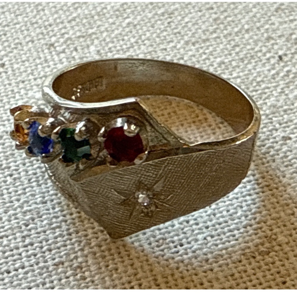 Vintage Brass Mothers Ring Family Birthstone‎ Rhinestone Starburst Textured Band
